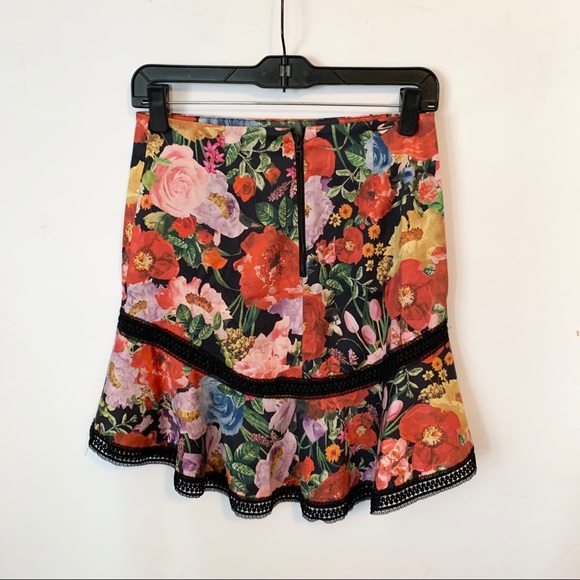 Alice + Olivia Blooming Garden Lush Floral Skirt - Picture 7 of 10